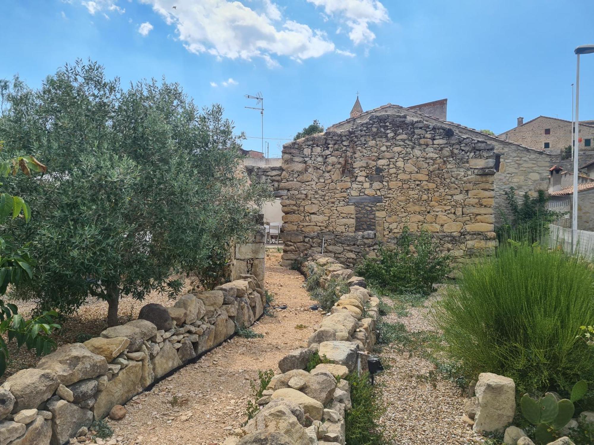 Casa Di Pietra Villa Usellus Екстериор снимка
